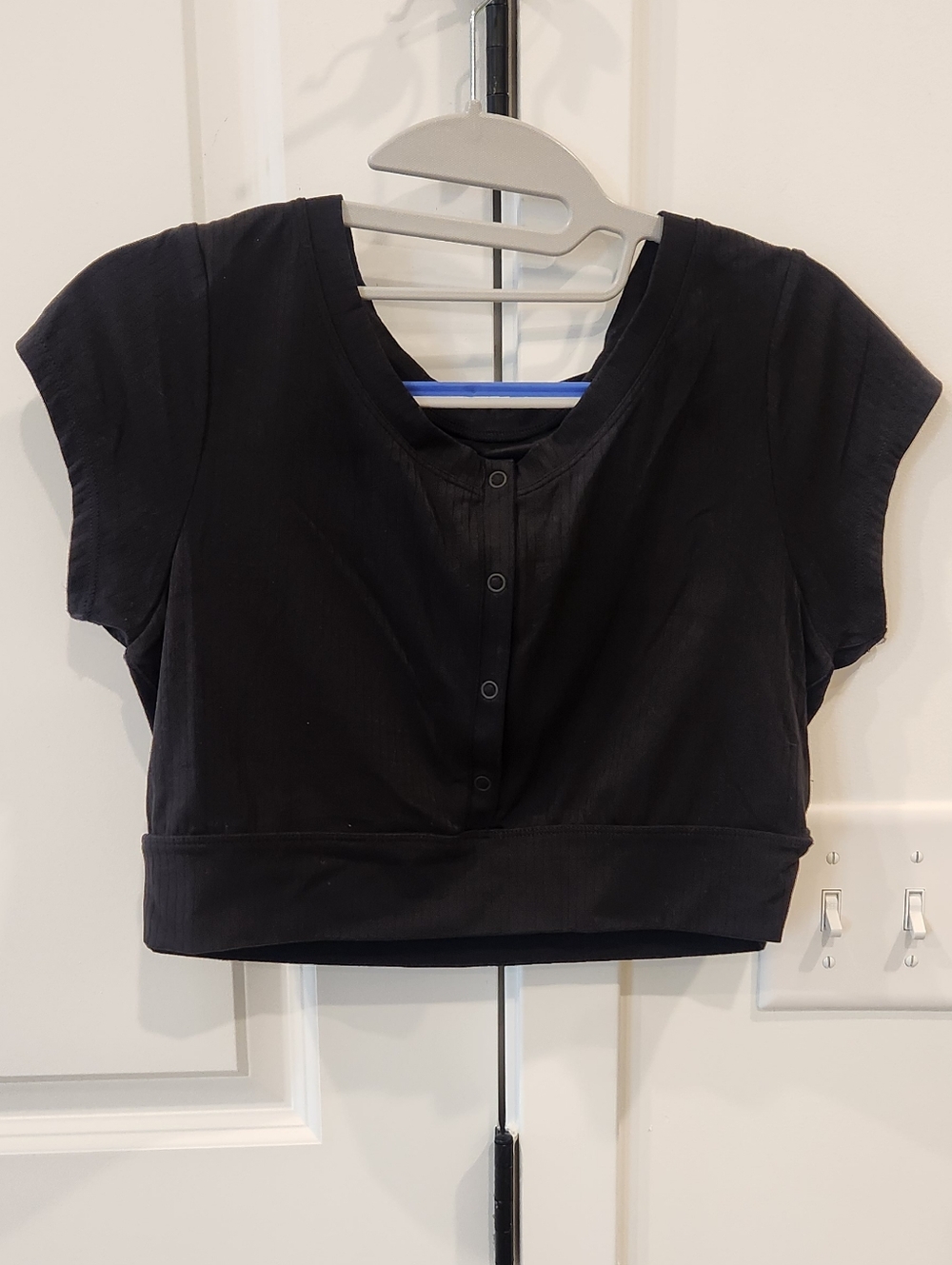 aerie Black Cropped Button-Front Top
